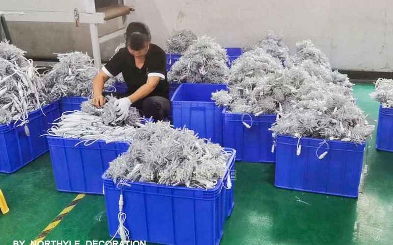 arrangement string lights