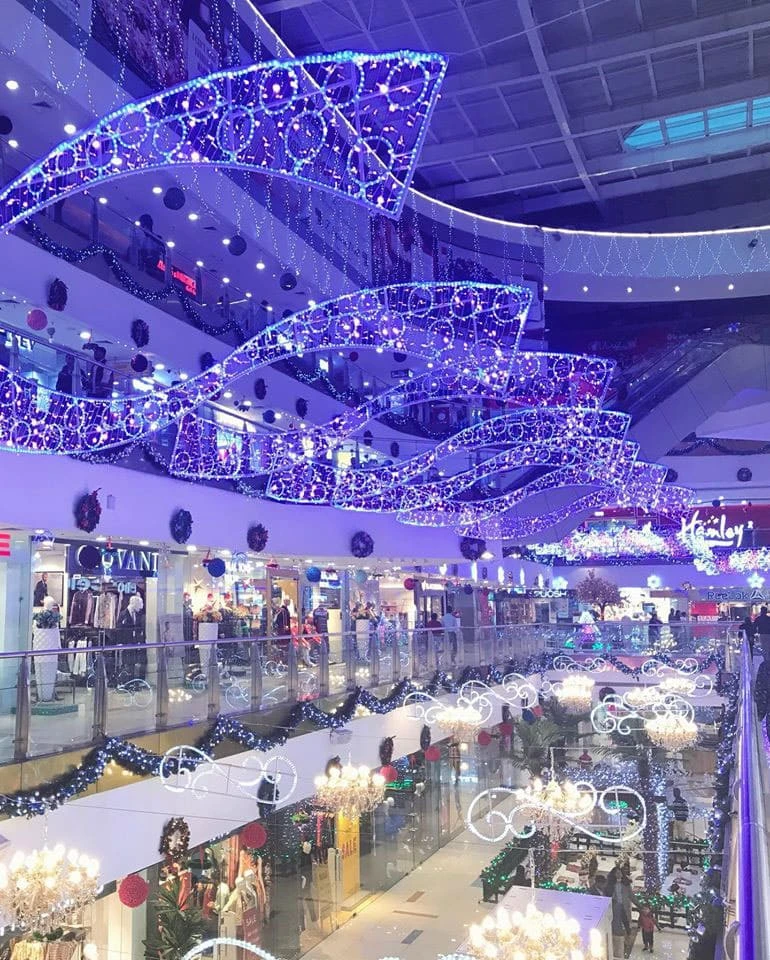 shopping mall motif lights decor