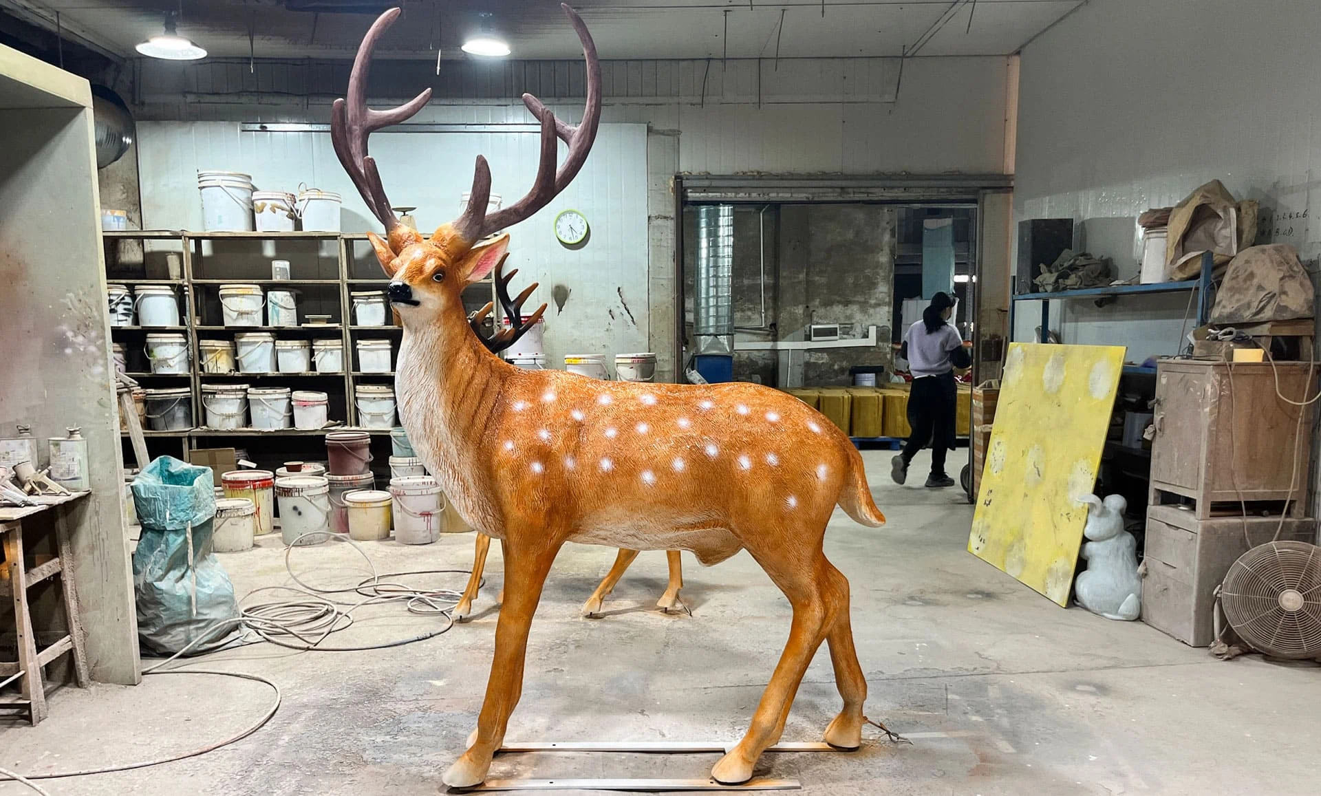 fiberglass-garden-statue-light-material