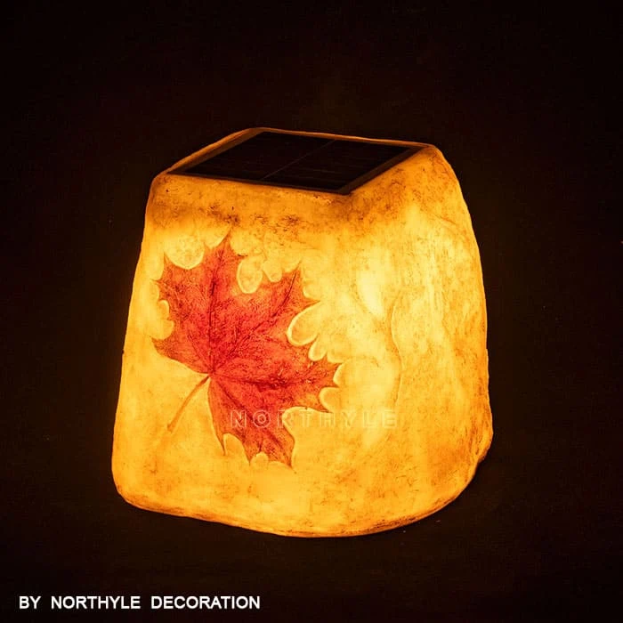 solar maple stone light