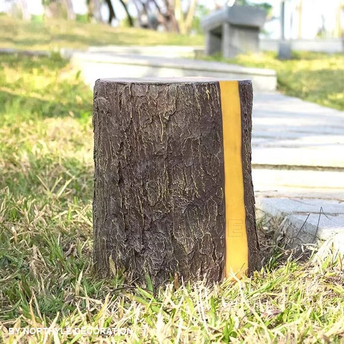 garden tree stump lighting daytime