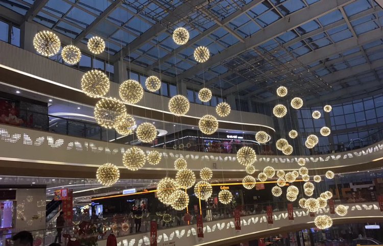 Landscape ball lighting